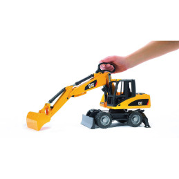 Bruder - Excavator Pe Roti Cat