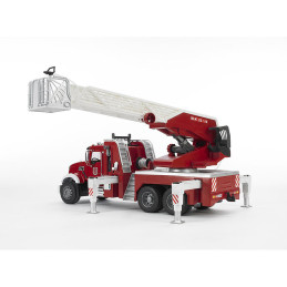 Bruder - Camion De Pompieri Mack Granite Cu Scara, Pompa De Apa Si Sirena