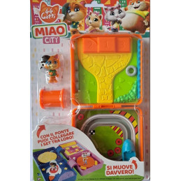 Figurina 44 Cats Milady 7,7 cm cu Microfon si Chitara Bass